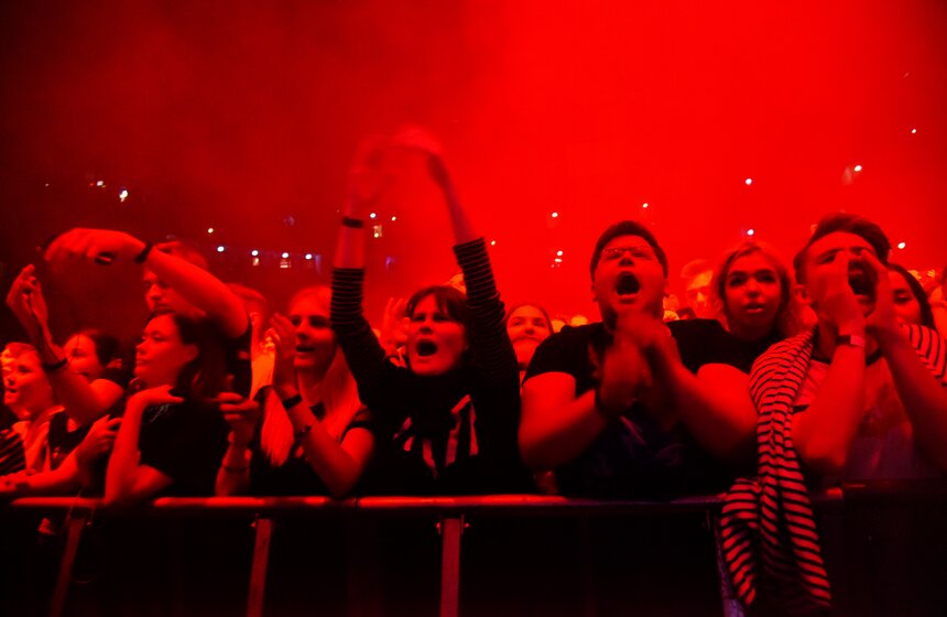 Группа пользуется большой популярностью у молодежи