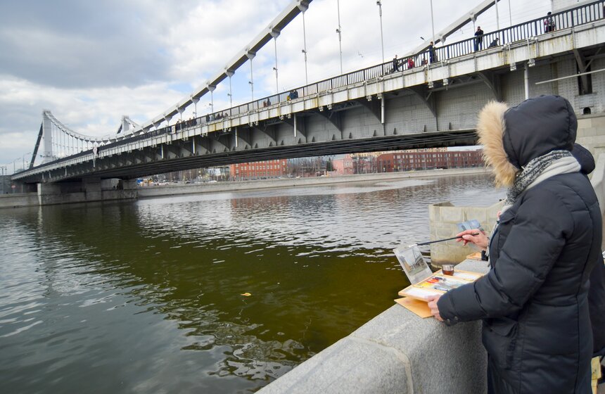 В Москву пришла летняя погода 13 фото