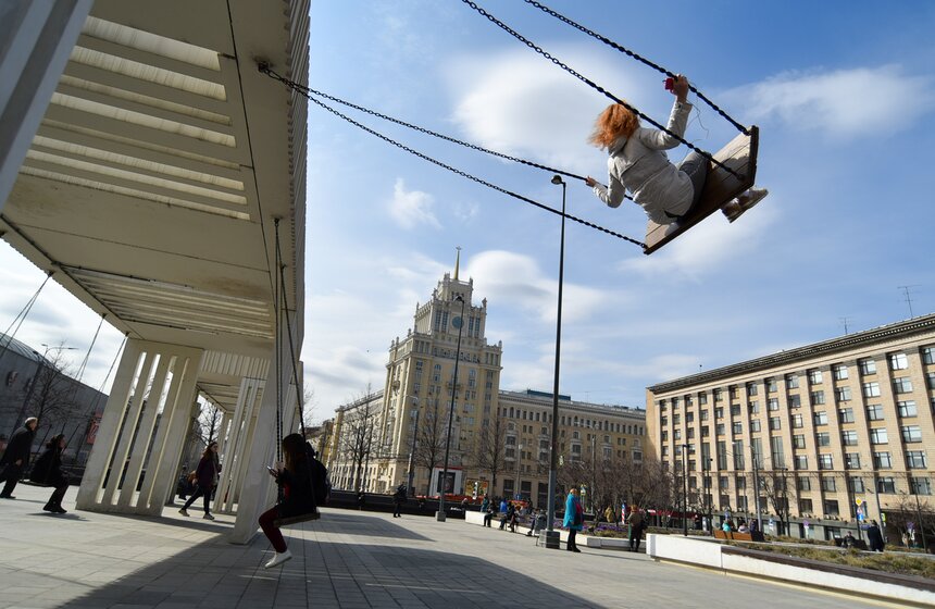 В Москву пришла летняя погода 11 фото