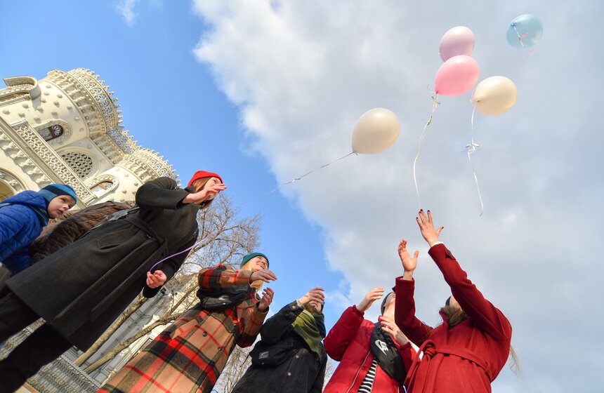 В Москву пришла летняя погода 14 фото