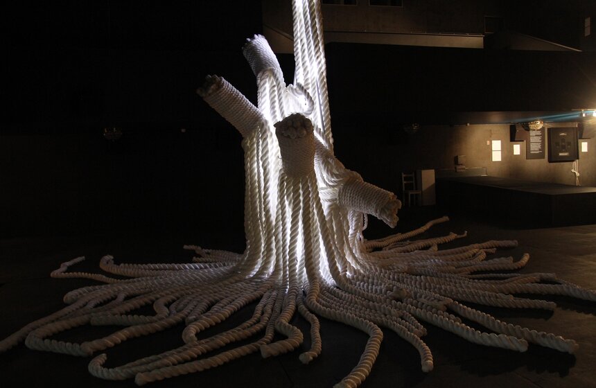 В Москве проходит выставка номинантов Премии Кандинского 3 фото