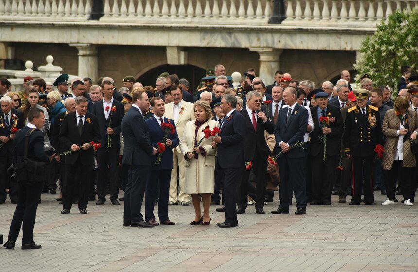 Владимир Путин почтил память павших в Великой Отечественной войне 5 фото
