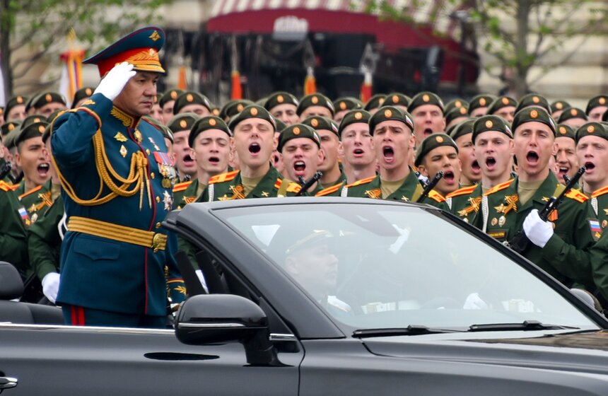 Парад в честь Дня Победы. Фотогалерея 14 фото
