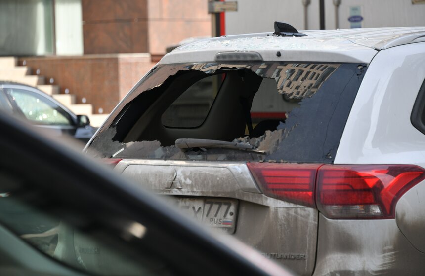 Взрыв в бизнес-центре на 2-й Брестской. Фото с места 14 фото