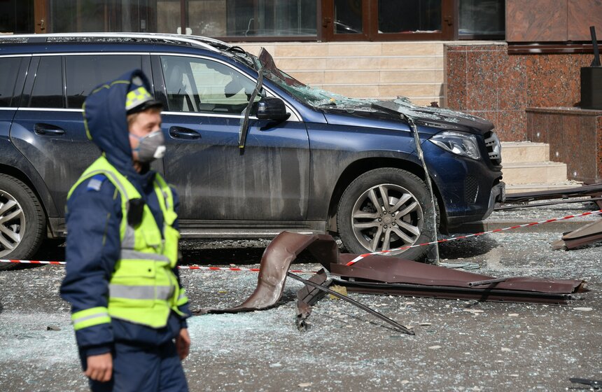 Взрыв в бизнес-центре на 2-й Брестской. Фото с места 16 фото