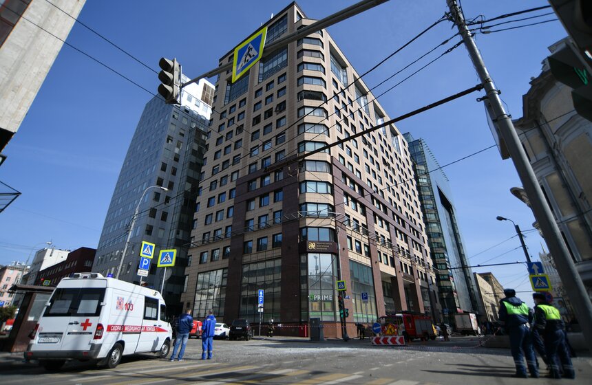 Взрыв в бизнес-центре на 2-й Брестской. Фото с места 1 фото