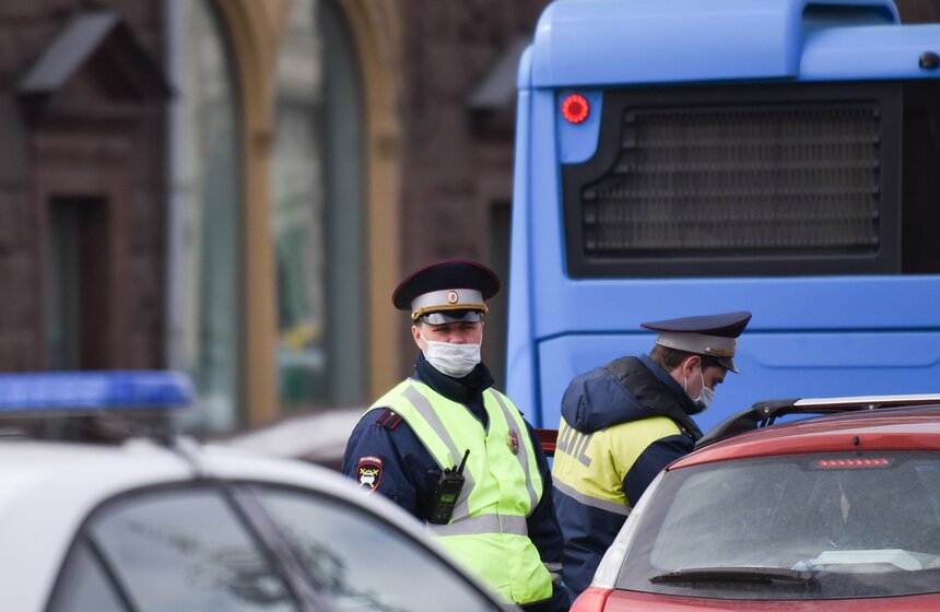В столице начали проверку цифровых пропусков 6 фото