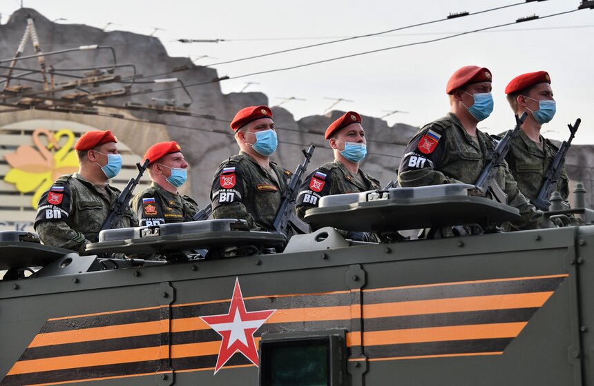 В Москве военная техника вышла на первую репетицию парада Победы 13 фото