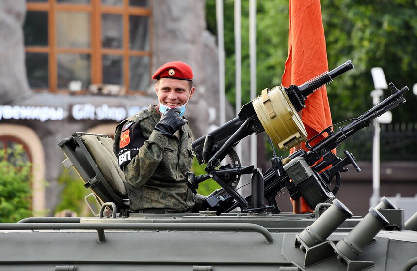 В Москве военная техника вышла на первую репетицию парада Победы 23 фото