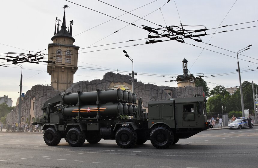 В Москве военная техника вышла на первую репетицию парада Победы 7 фото