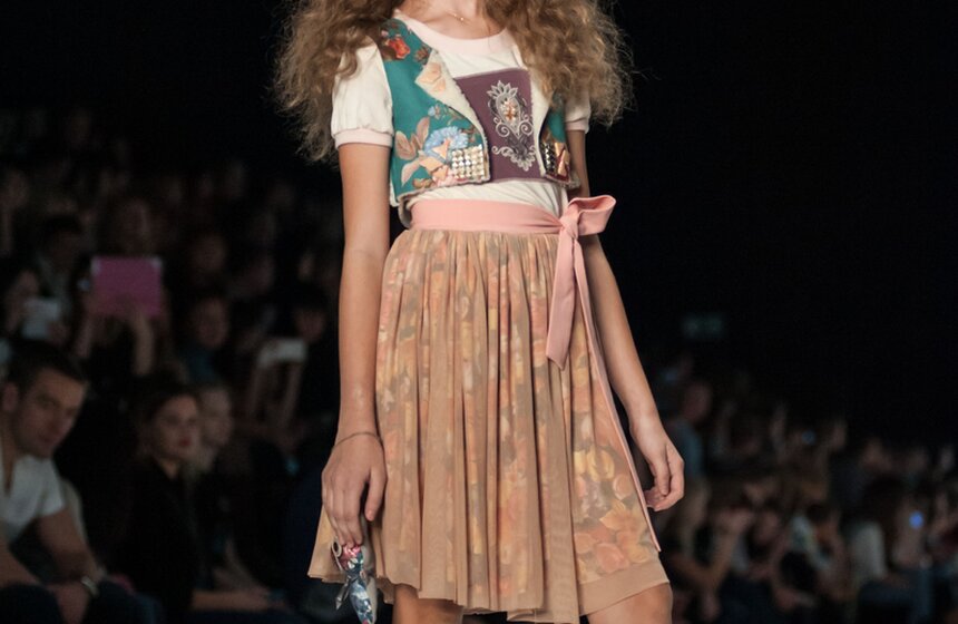 На Mercedes-Benz Fashion Week Russia прошел показ детской моды 13 фото