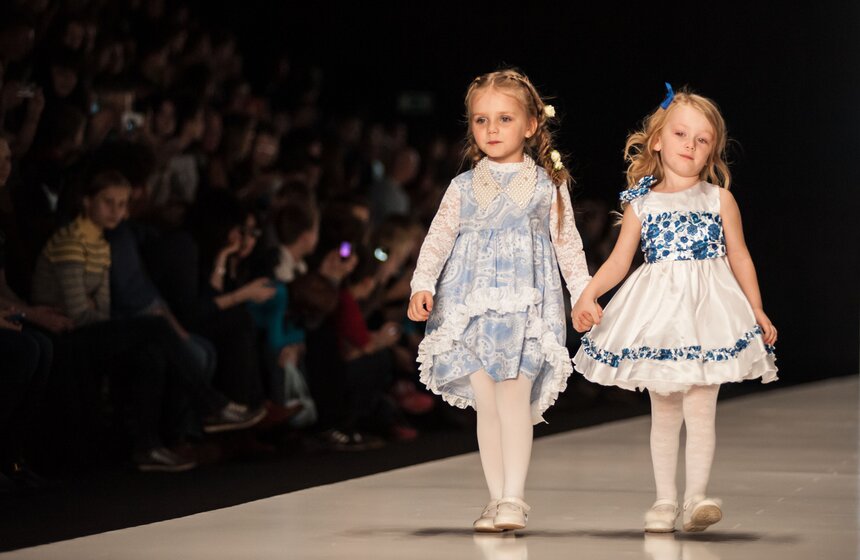 На Mercedes-Benz Fashion Week Russia прошел показ детской моды 7 фото
