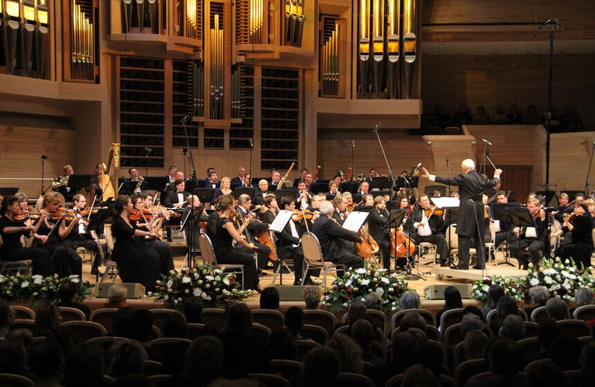 В Доме музыки открылся фестиваль "Владимир Спиваков приглашает" 1 фото