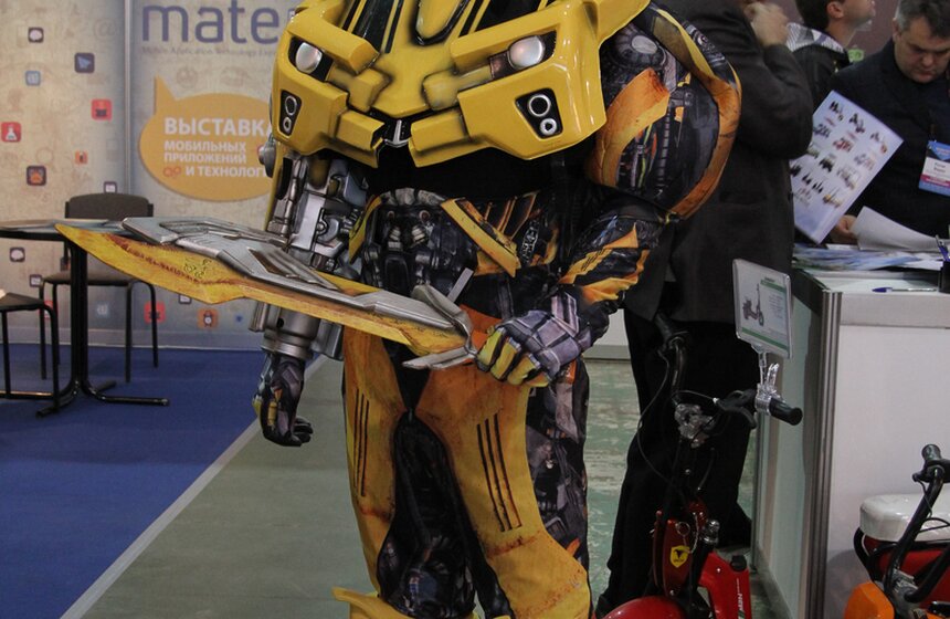 В парке "Сокольники" открылась выставка робототехники 6 фото