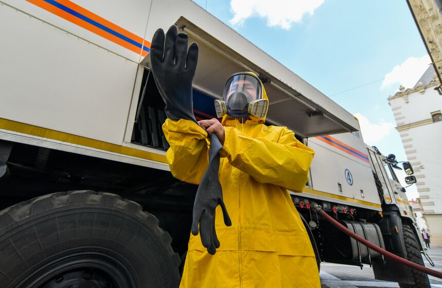 Как провели дезинфекцию Казанского вокзала 2 фото