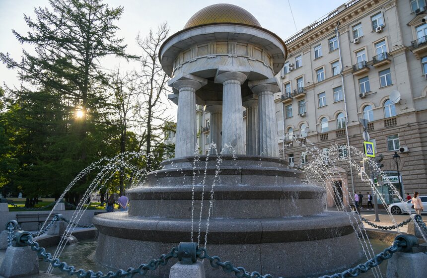 В столице начался сезон фонтанов 18 фото