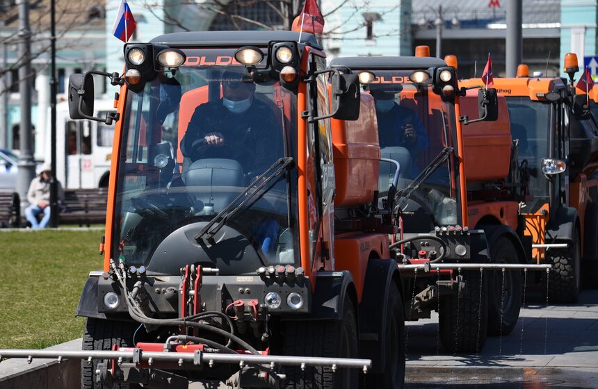 В Москве провели регулярную дезинфекцию городских пространств 4 фото