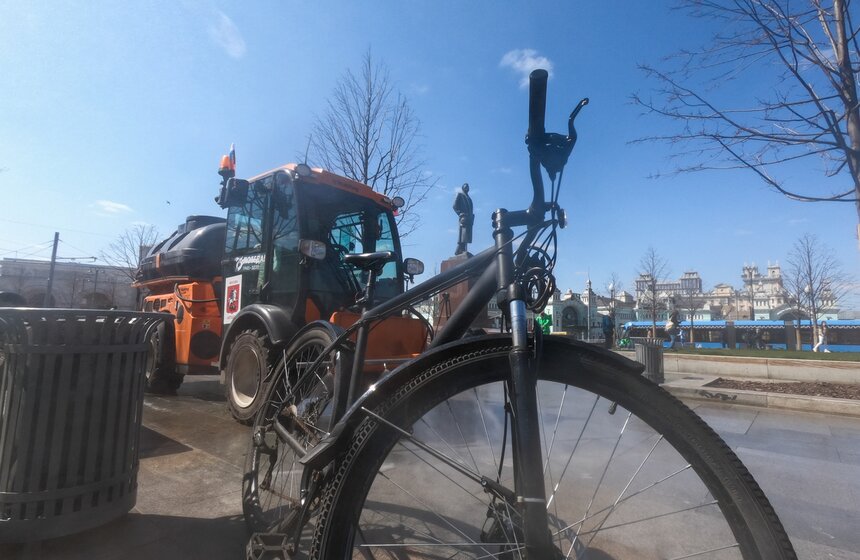 В Москве провели регулярную дезинфекцию городских пространств 10 фото