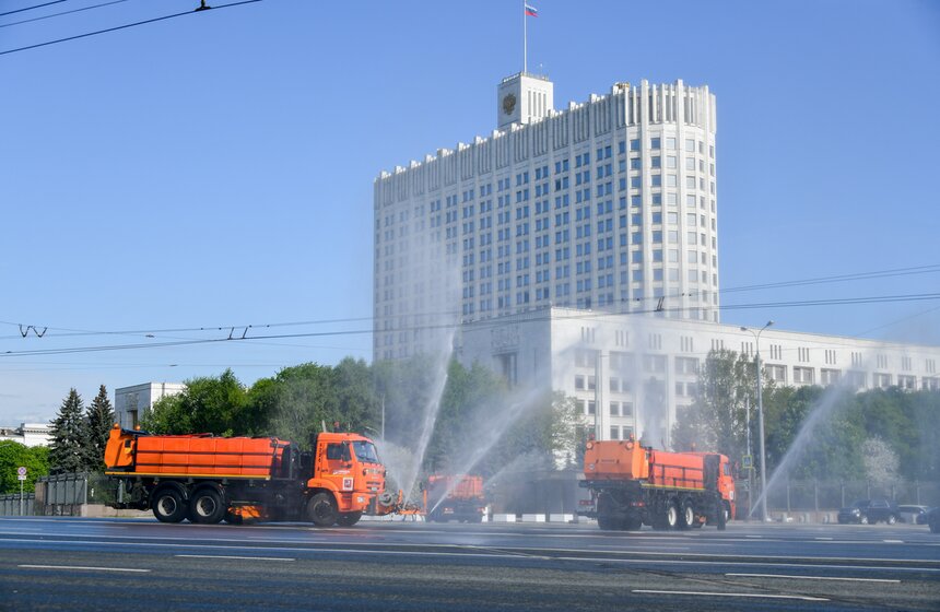 В Москве прошла восьмая масштабная дезинфекция 16 фото