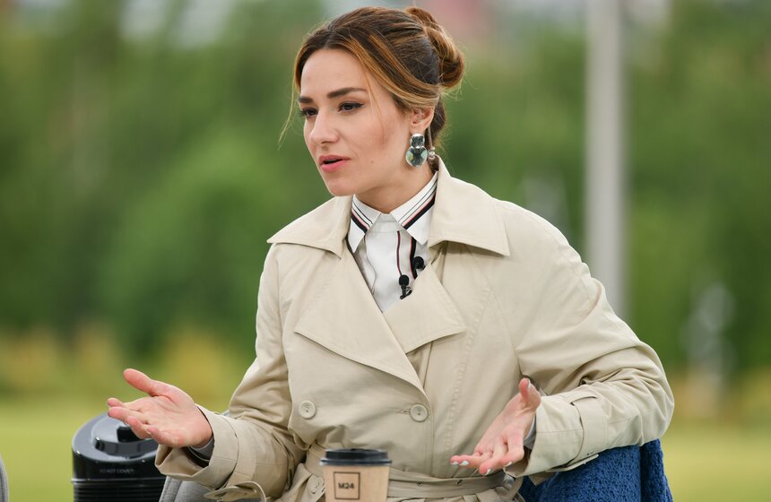 Летняя студия телеканала Москва 24 открылась в парке "Зарядье" 14 фото