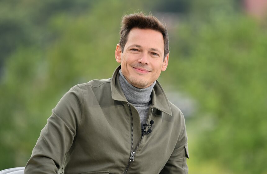 Летняя студия телеканала Москва 24 открылась в парке "Зарядье" 4 фото