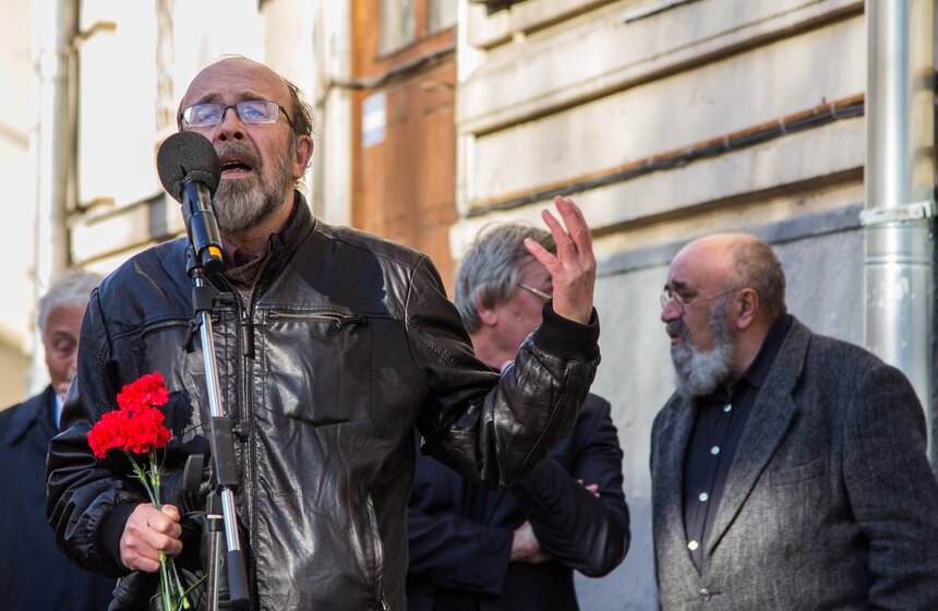 В Москве установлена мемориальная доска Варламу Шаламову 14 фото
