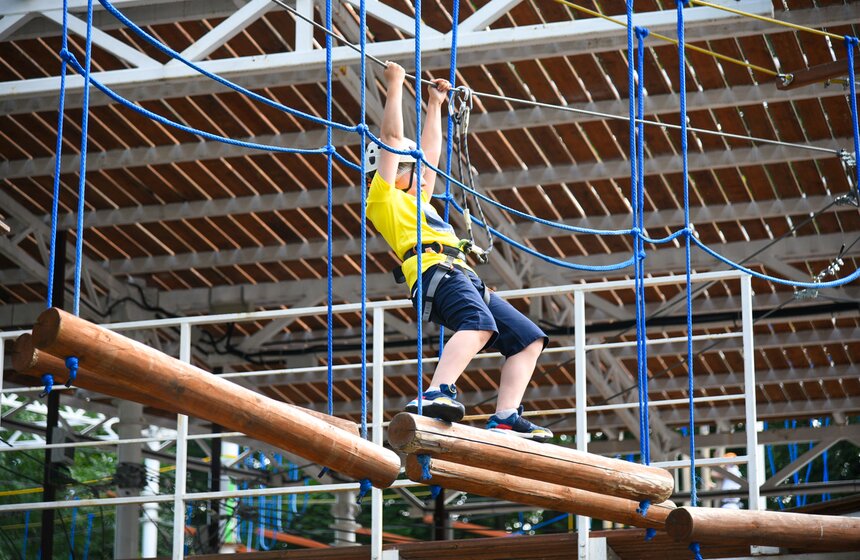 Веревочные городки открылись в восьми парках Москвы 18 фото