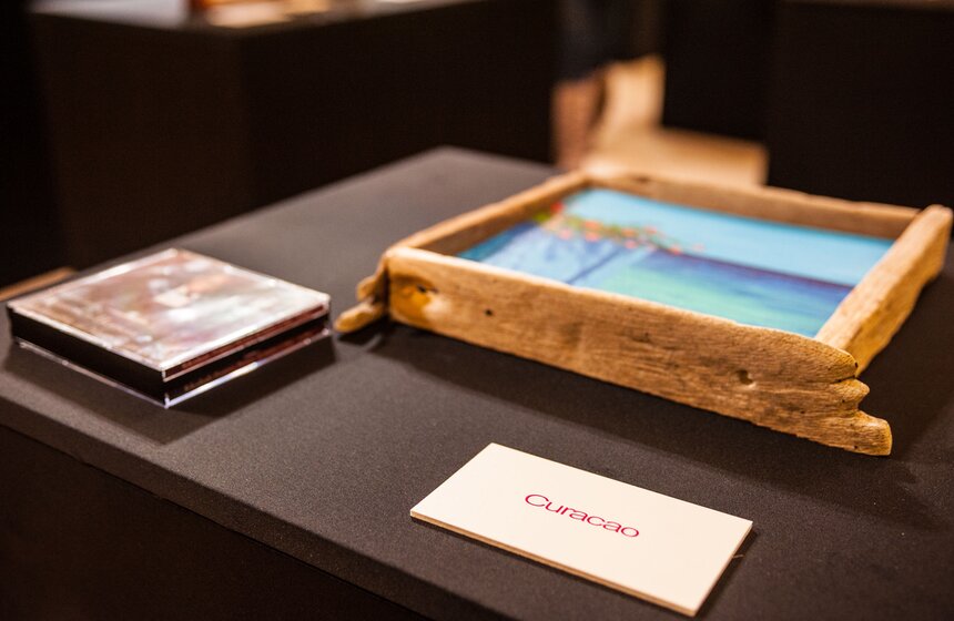 В Москве прошел благотворительный аукцион "Мисс Вселенная-2013" 4 фото