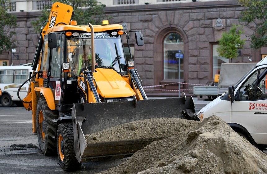 Участок Тверской улицы перекрыли для замены асфальта 10 фото
