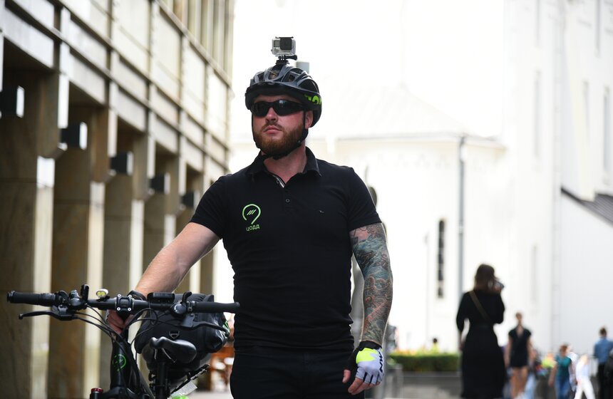 Велопатруль начал работать на улицах Москвы 16 фото