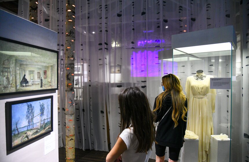 Бахрушинский музей открыл выставку "Власть Сада" к юбилею Чехова 22 фото