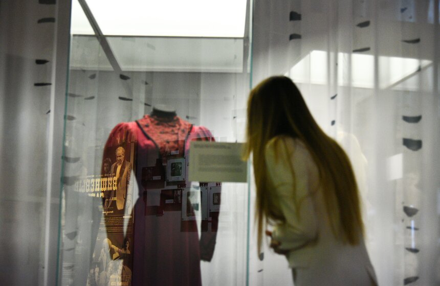 Бахрушинский музей открыл выставку "Власть Сада" к юбилею Чехова 20 фото