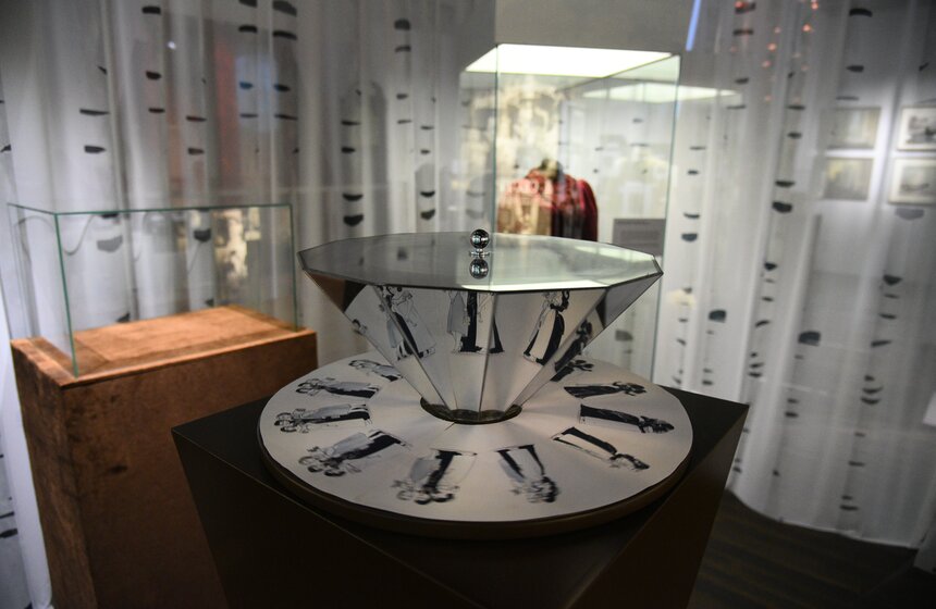 Бахрушинский музей открыл выставку "Власть Сада" к юбилею Чехова 4 фото