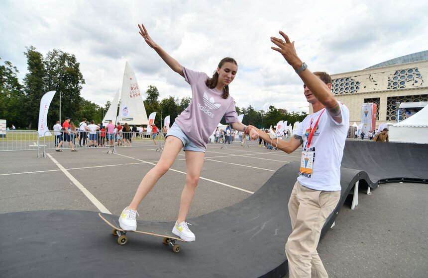 В Москве отпраздновали День физкультурника 19 фото