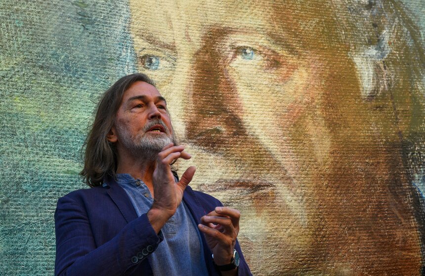 Фреска с портретом Бродского появилась в "Аптекарском огороде" 18 фото