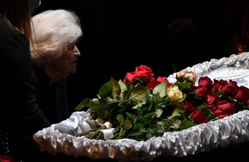 Церемония прощания с актером Николаем Губенко прошла в Москве 11 фото