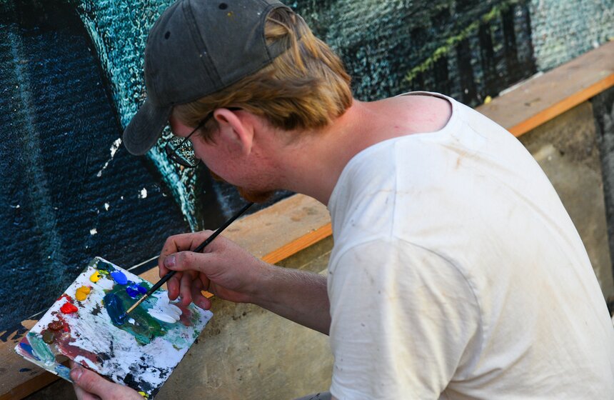 Фреска с портретом Бродского появилась в "Аптекарском огороде" 5 фото