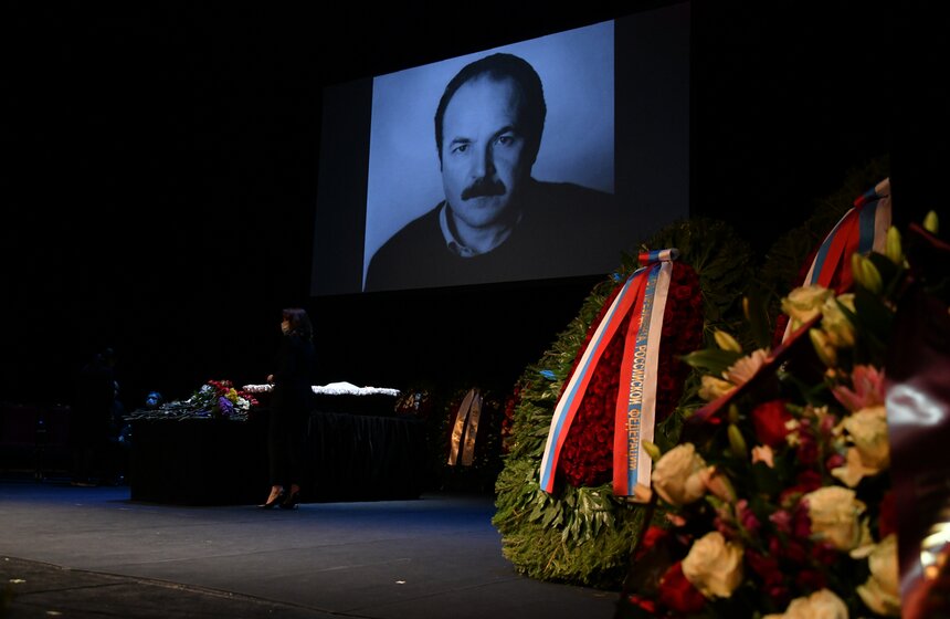 Церемония прощания с актером Николаем Губенко прошла в Москве 4 фото