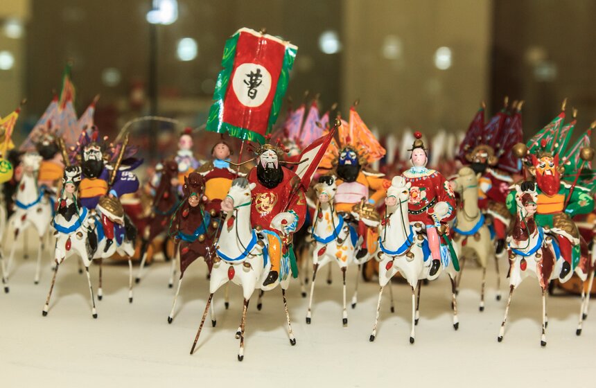 Уникальные китайские игрушки привезли в "Новый Манеж" 17 фото