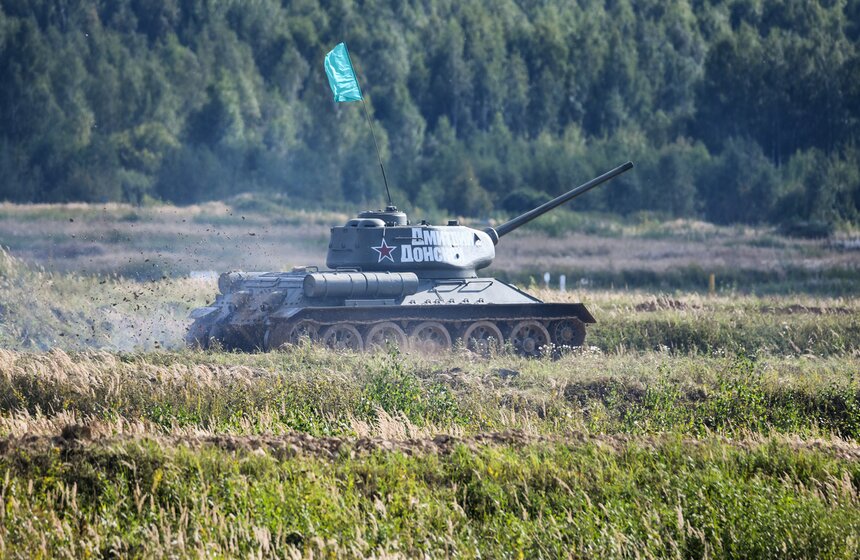 "Танковый биатлон" проходит на полигоне Алабино 8 фото