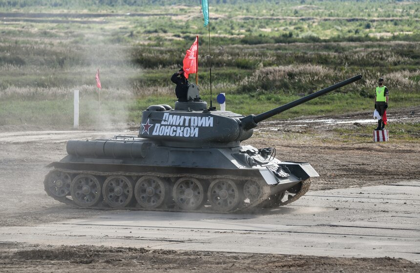 "Танковый биатлон" проходит на полигоне Алабино 13 фото