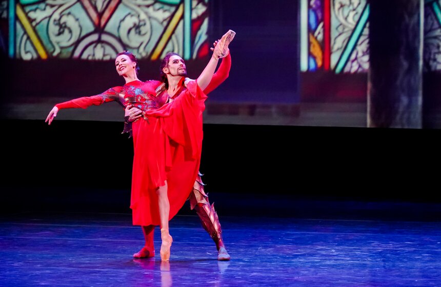 Праздничный концерт "Christmas балет-гала" прошел на сцене Кремлевского дворца 20 фото