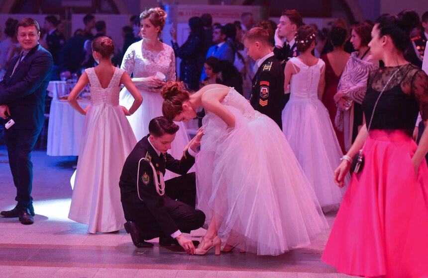 Благотворительный кадетский бал прошел в Москве 23 фото