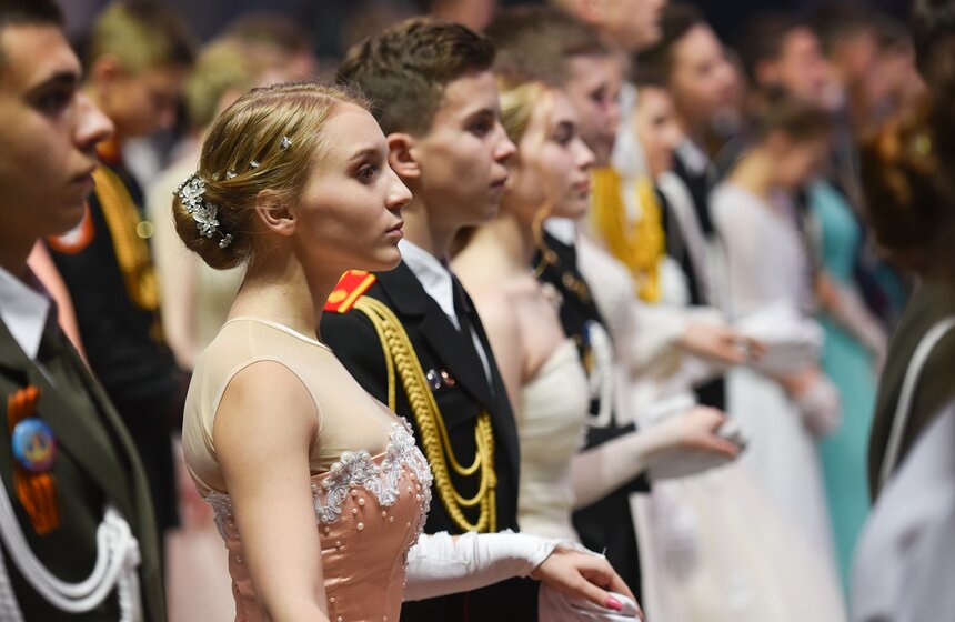 Благотворительный кадетский бал прошел в Москве 10 фото