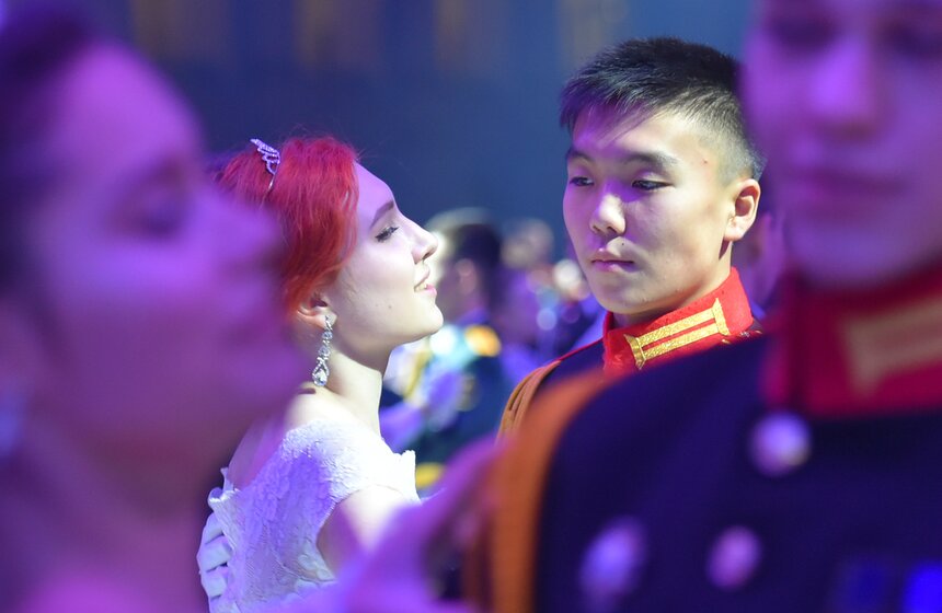 Благотворительный кадетский бал прошел в Москве 21 фото