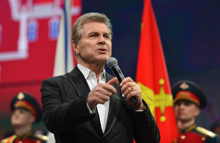 Благотворительный кадетский бал прошел в Москве 12 фото