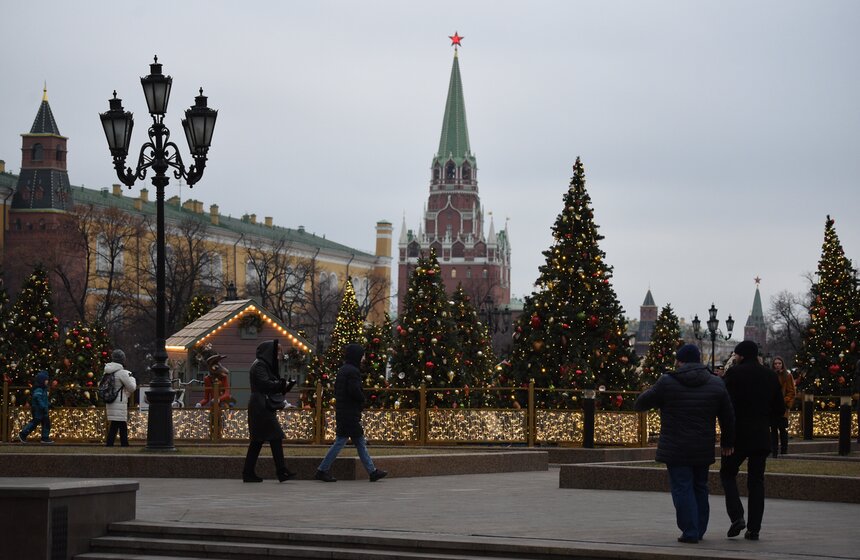 В Москве стартовал зимний фестиваль "Путешествие в Рождество" 11 фото