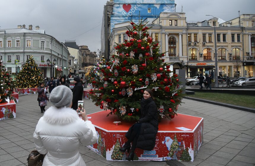 В Москве стартовал зимний фестиваль "Путешествие в Рождество" 1 фото