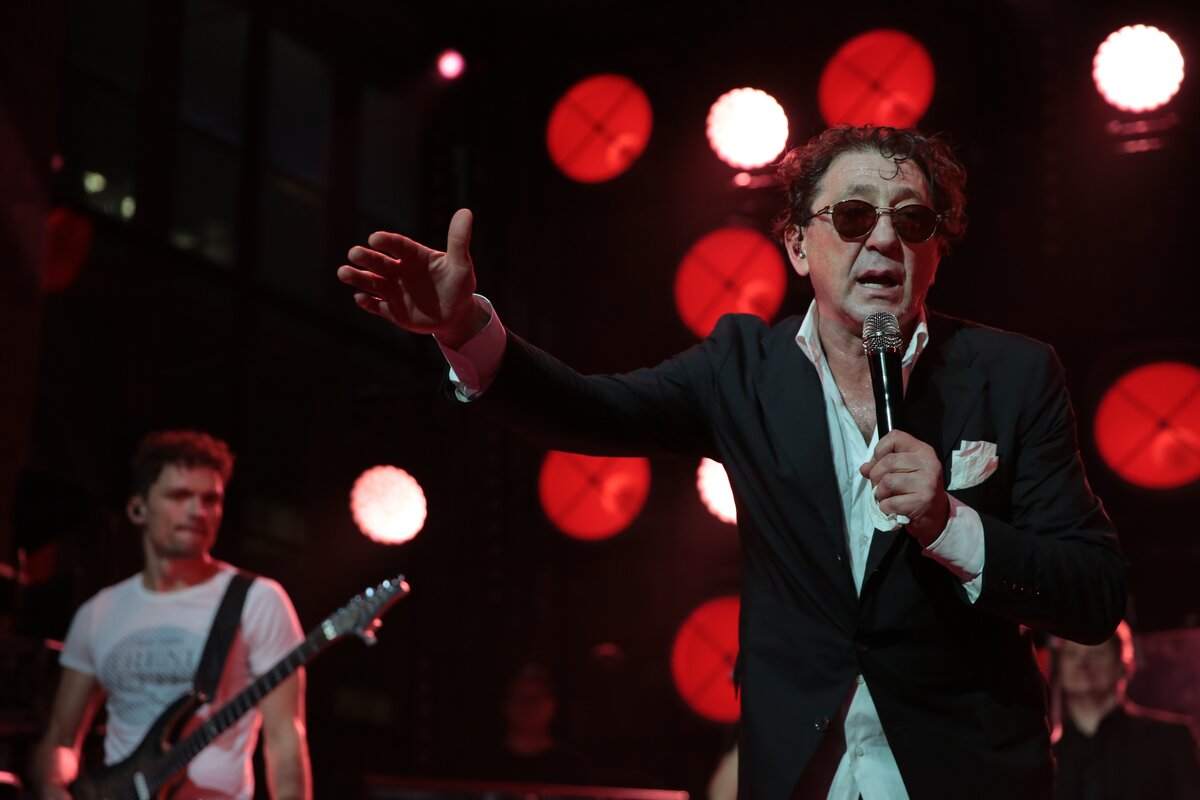 Часы лепса. Лепс новая песня 2024 не вибрируй. Лепс одежда между. Лепс новая песня 2024 не вибрируй. Лепс новая песня 2024 не вибрируй.