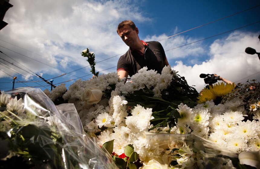 У Белого дома прошел митинг в память об августовском путче 4 фото